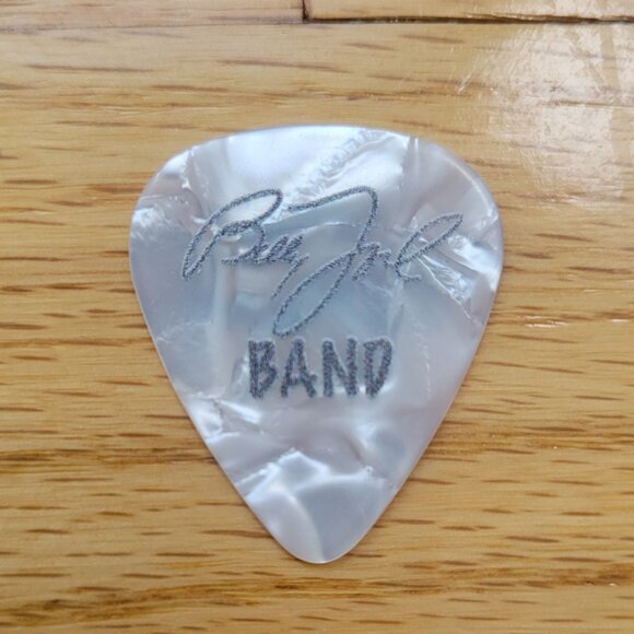 NWT Billy Joel T-Shirt & Guitar Picks Tommy Byrnes, Mike Delguidice, Andy Cichon - Picture 10 of 13